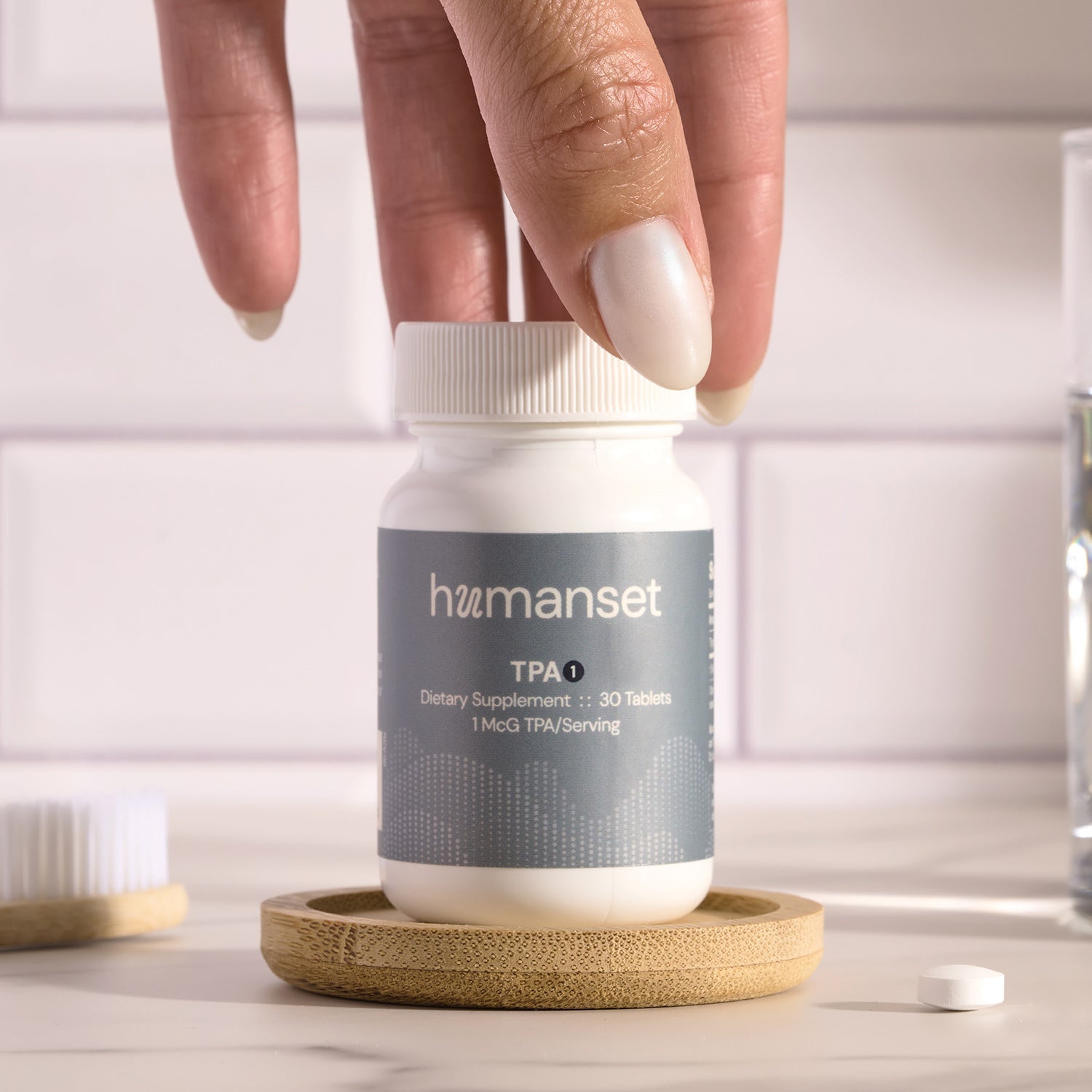 humanset-tpa-tablets-30-counter-hand.jpg